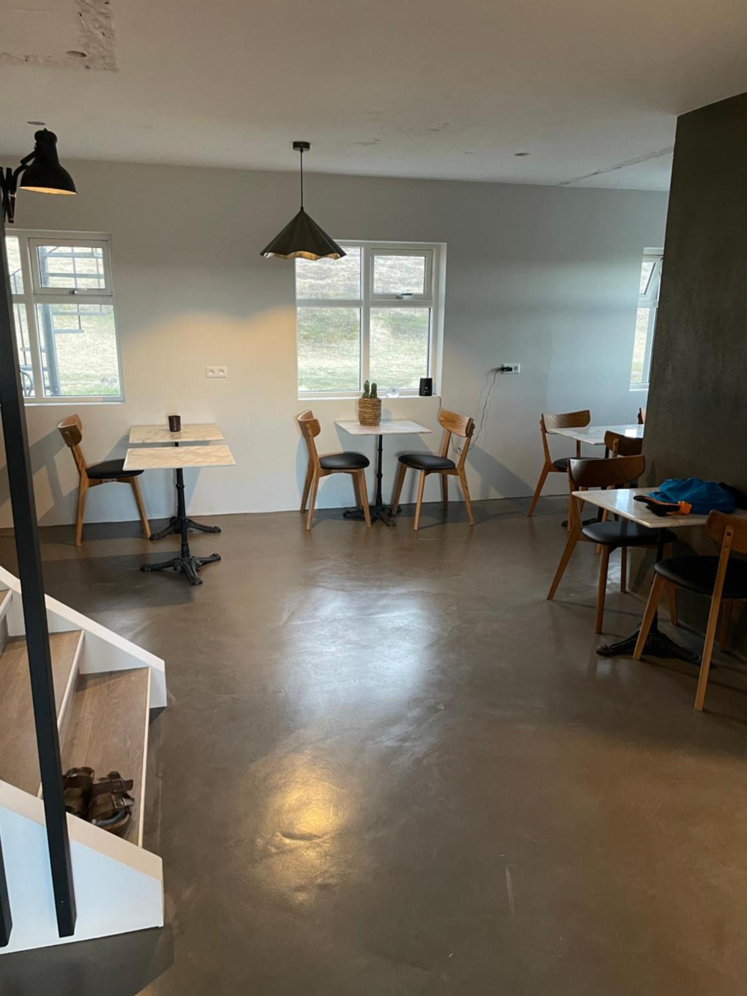Lindarholl Guesthouse Stori-Bakki Exteriör bild