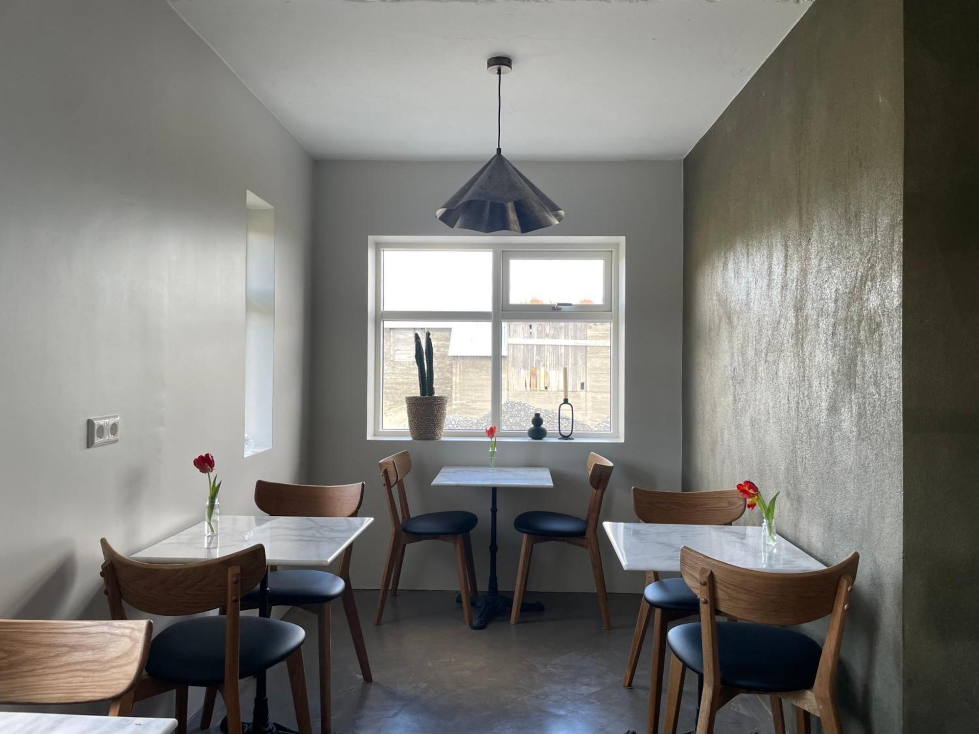 Lindarholl Guesthouse Stori-Bakki Exteriör bild