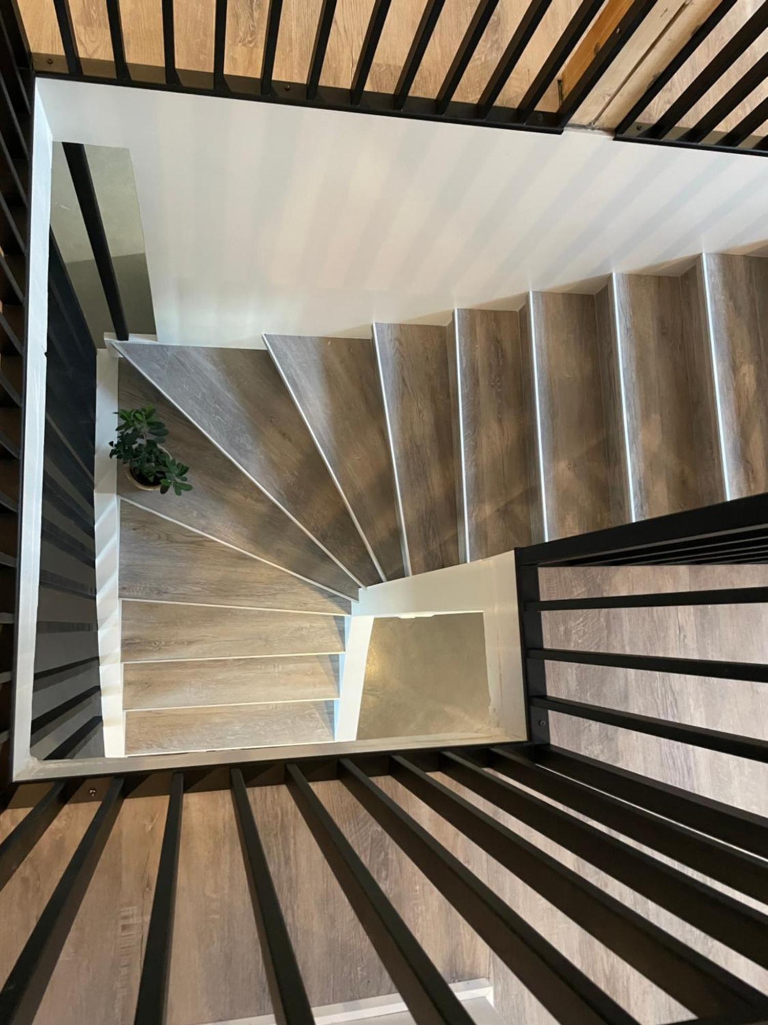 Lindarholl Guesthouse Stori-Bakki Exteriör bild